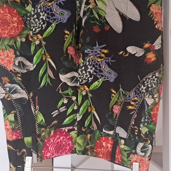 Adriana Barra Linen Floral Flare Pant with pockets and permanent seams EUC sz40 - Picture 3 of 13